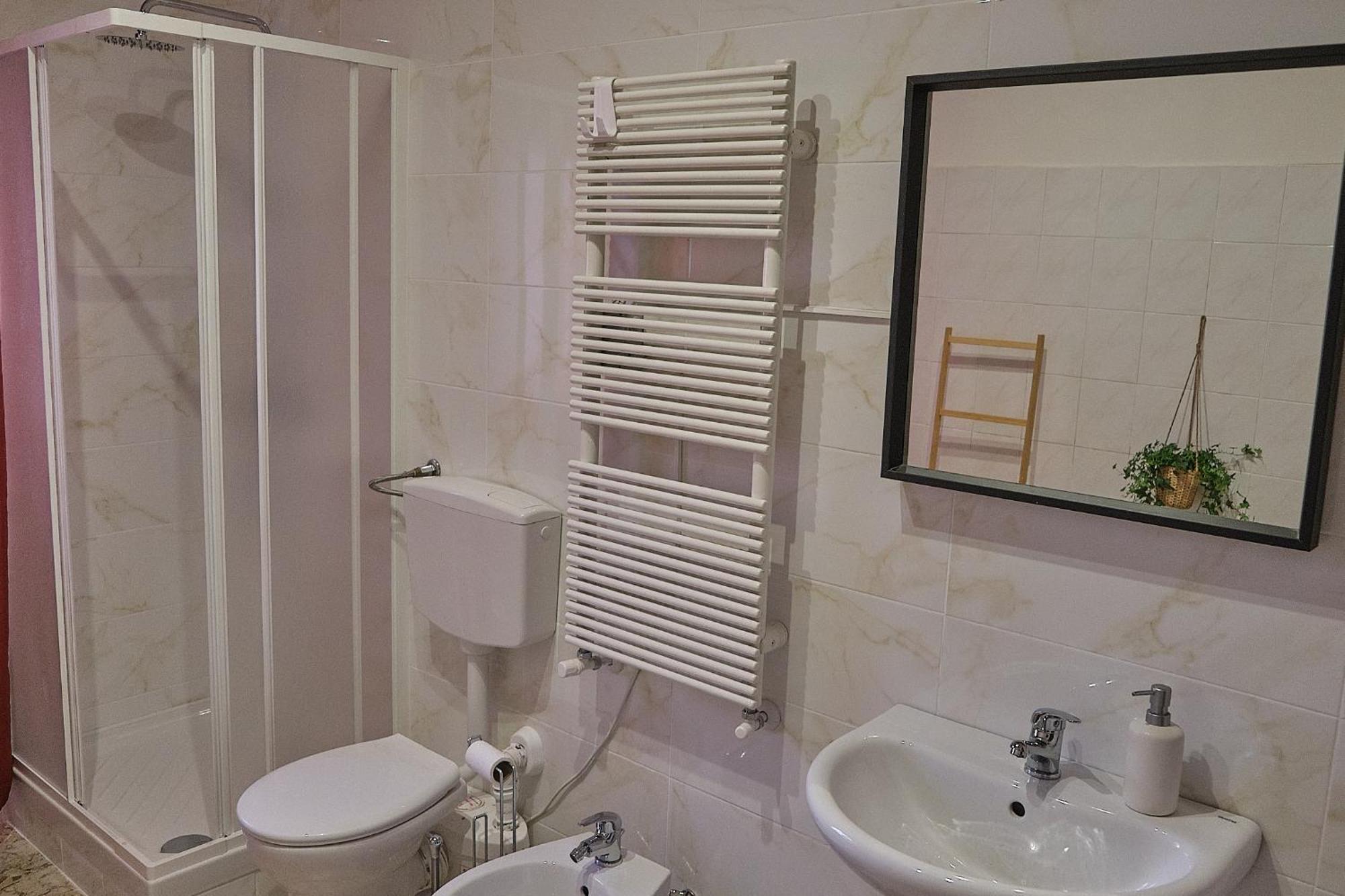 Kamila Guest House Bari Bilik gambar