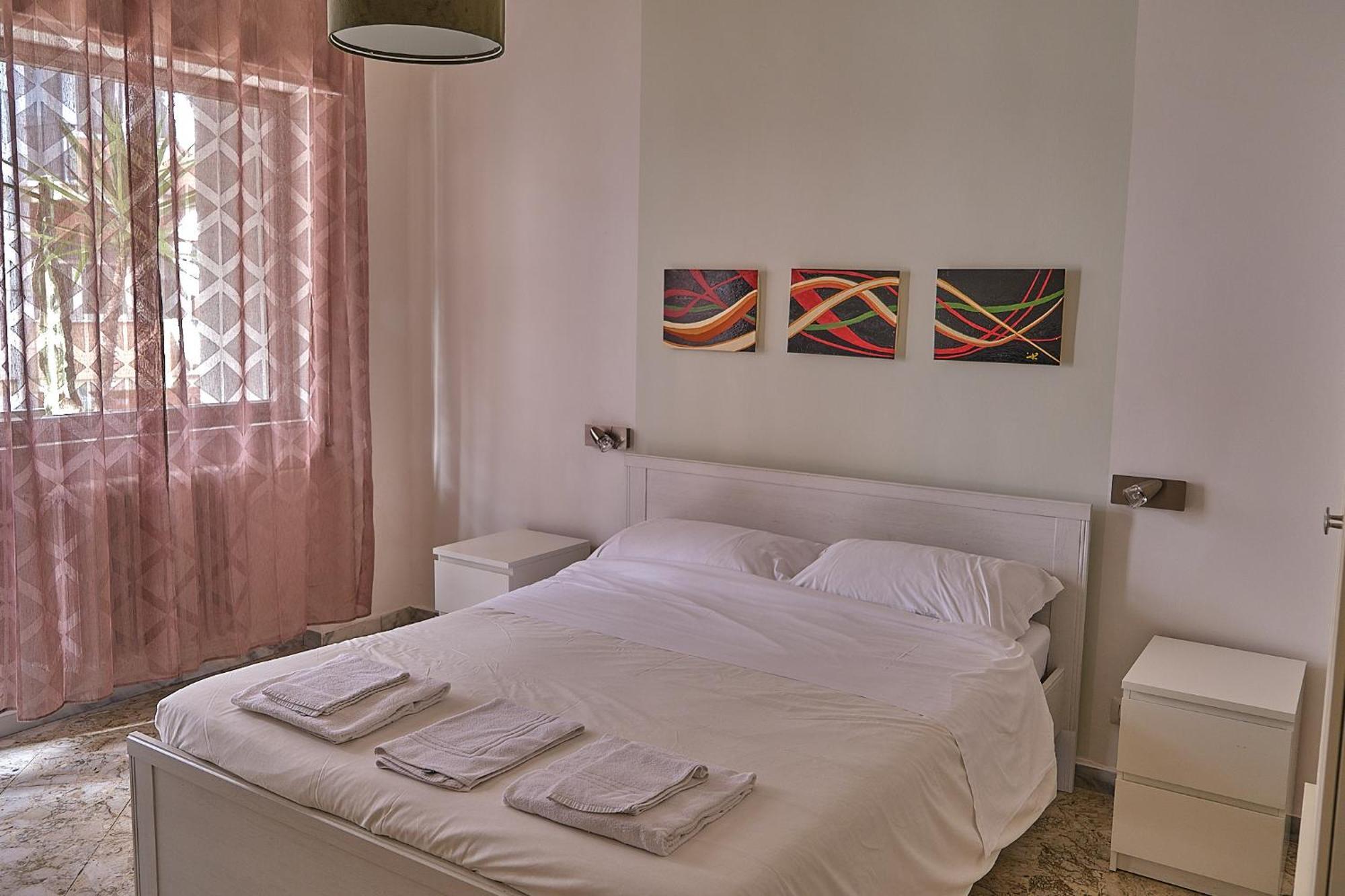 Kamila Guest House Bari Bilik gambar
