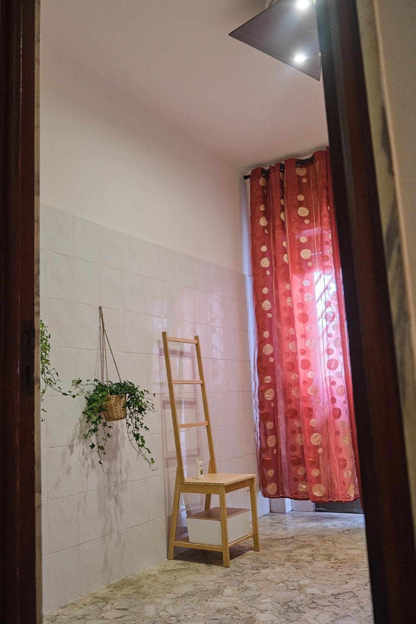 Kamila Guest House Bari Bilik gambar